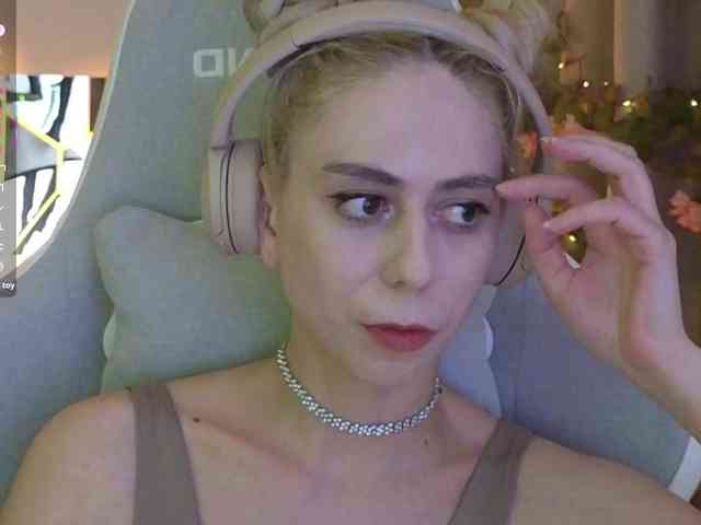 ballerina_capuchina webcam