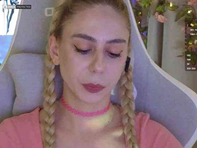 ballerina_capuchina webcam