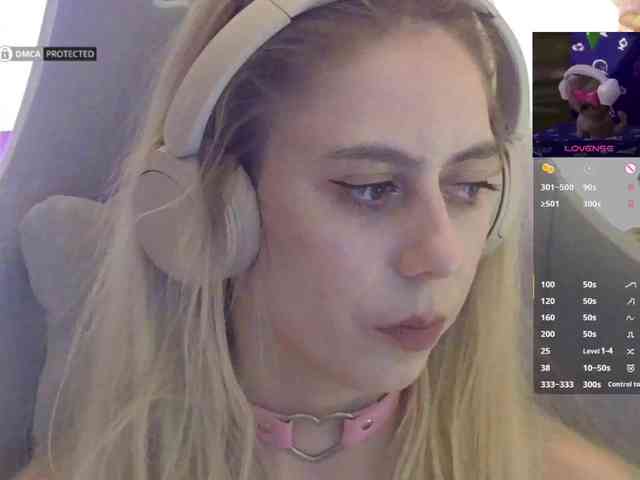 Danil__Kolbasenko webcam