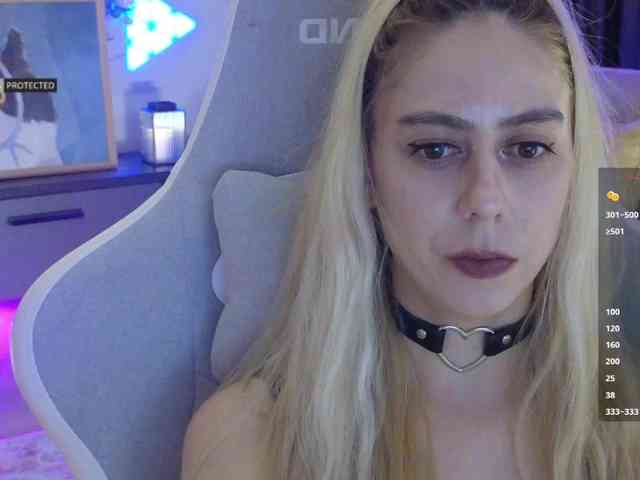 video chat online -Light-Fury-