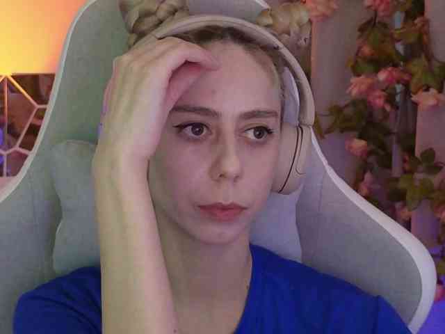 ballerina_capuchina webcam