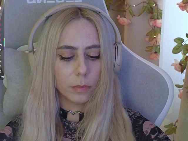 ballerina_capuchina webcam