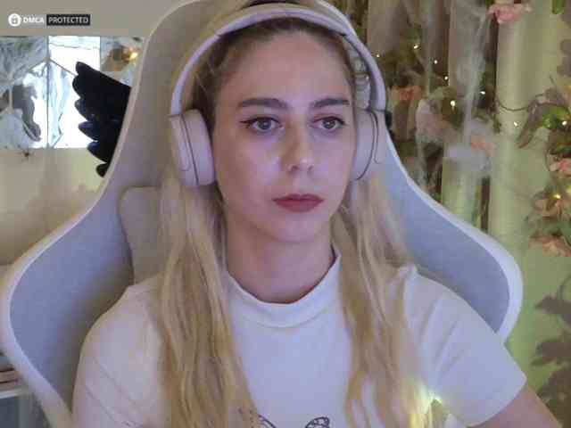 ballerina_capuchina webcam