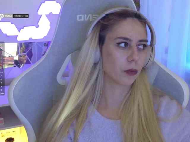 ballerina_capuchina webcam