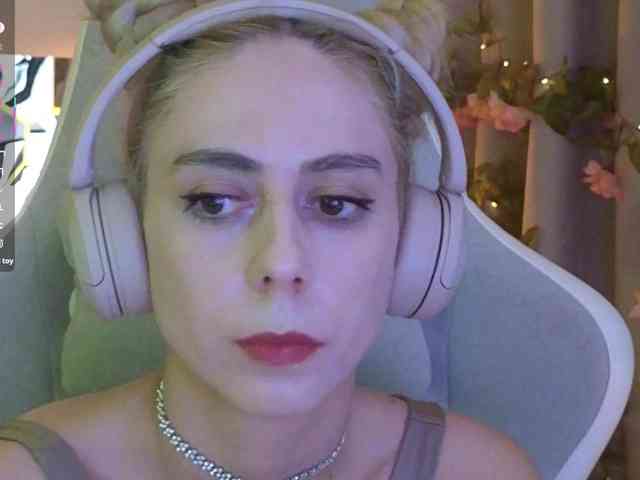 ballerina_capuchina webcam