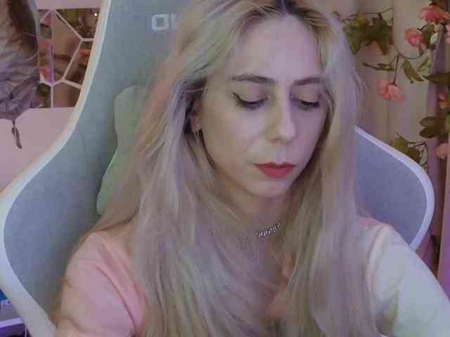 ballerina_capuchina webcam