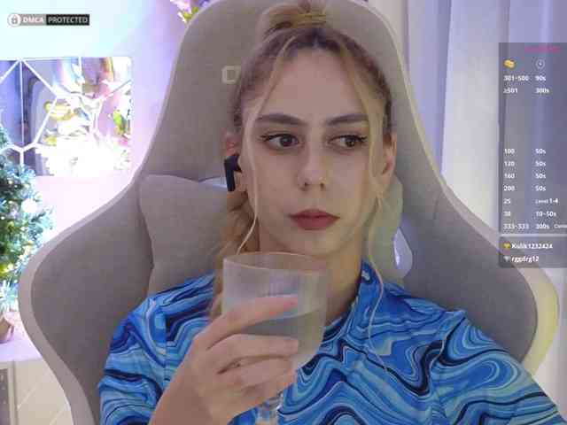 ballerina_capuchina webcam