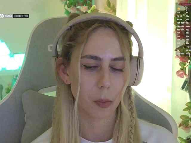 ballerina_capuchina webcam