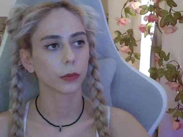 ballerina_capuchina webcam