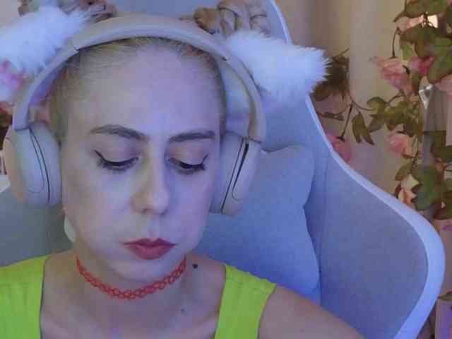 ballerina_capuchina webcam