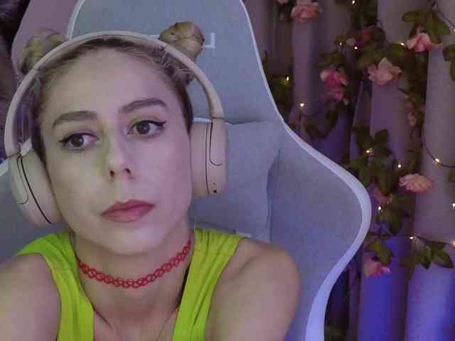 ballerina_capuchina webcam
