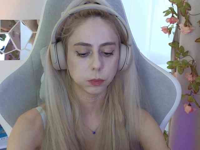ballerina_capuchina webcam
