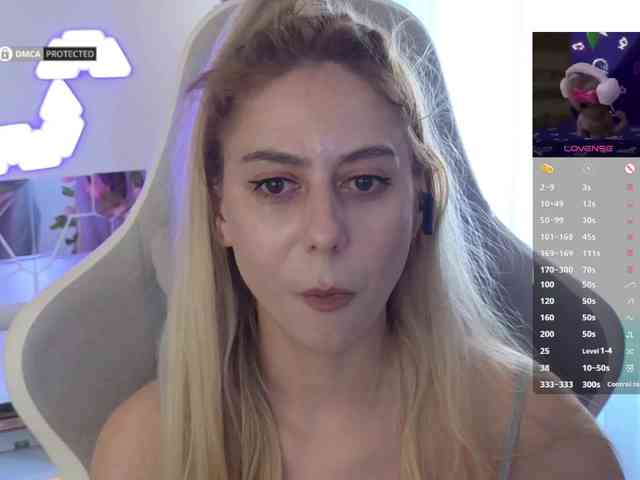 Danil__Kolbasenko webcam