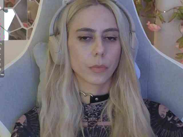 ballerina_capuchina webcam