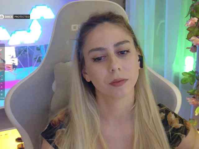 ballerina_capuchina webcam