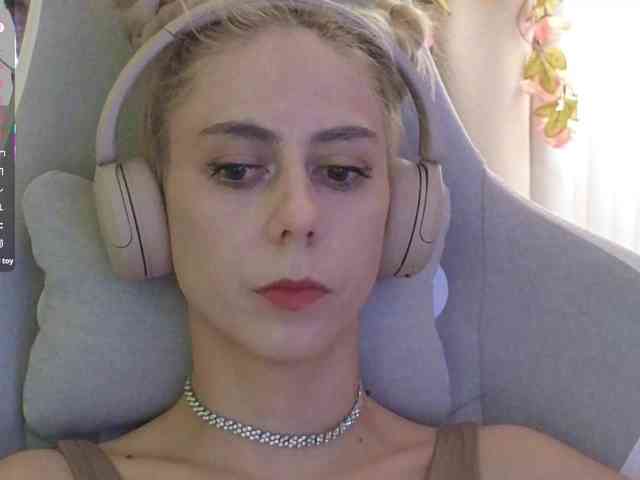 ballerina_capuchina webcam