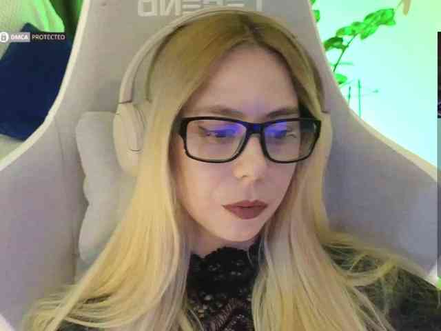 Danil__Kolbasenko webcam