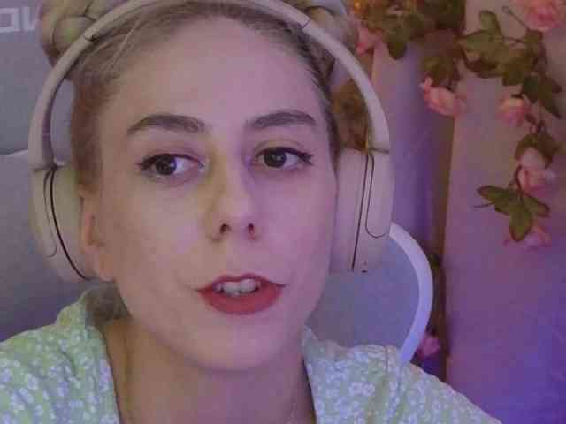 ballerina_capuchina webcam