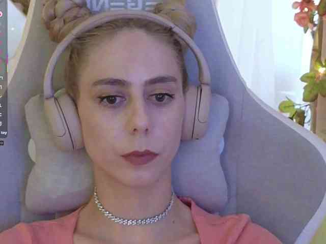 ballerina_capuchina webcam