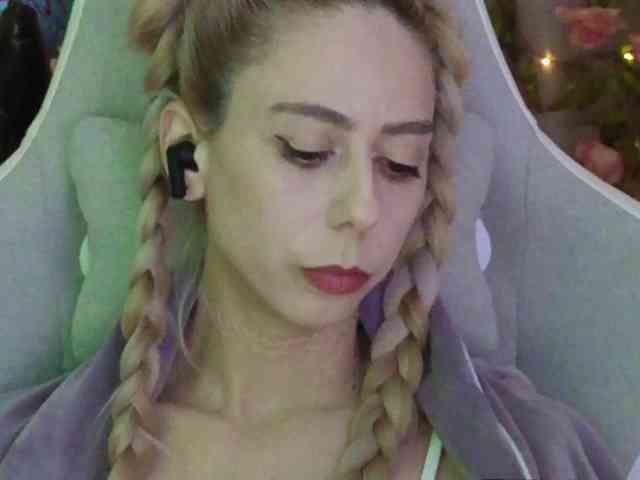 ballerina_capuchina webcam