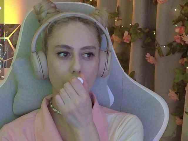 ballerina_capuchina webcam