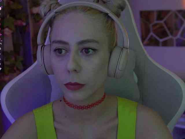 ballerina_capuchina webcam