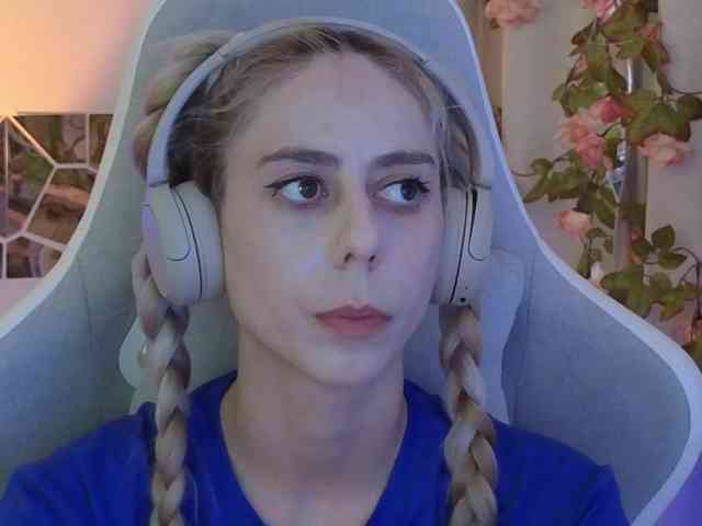 ballerina_capuchina webcam