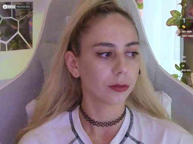 ballerina_capuchina webcam