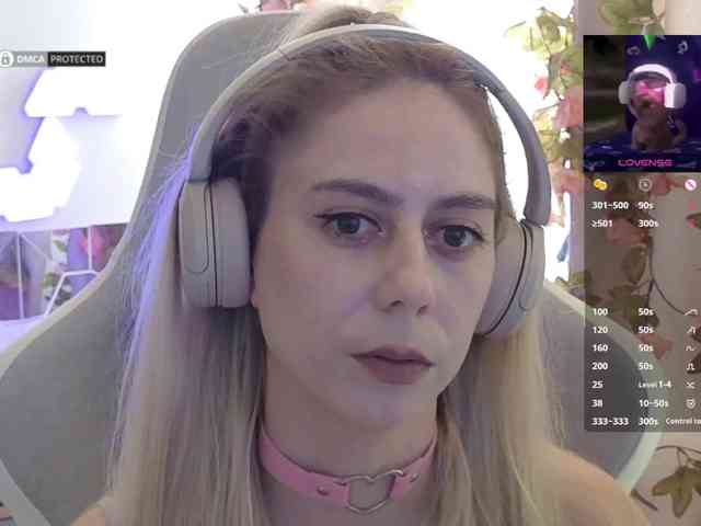 Danil__Kolbasenko webcam