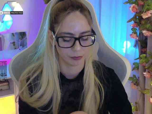 ballerina_capuchina webcam