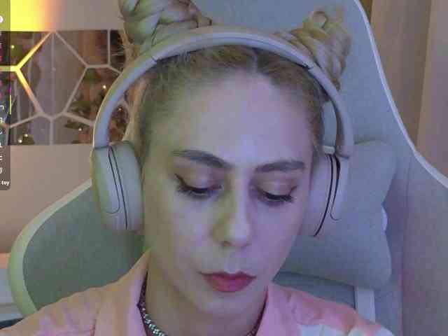 ballerina_capuchina webcam