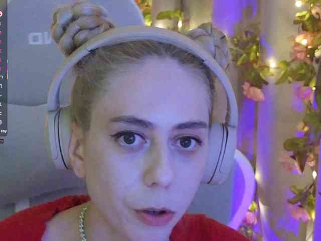 ballerina_capuchina webcam