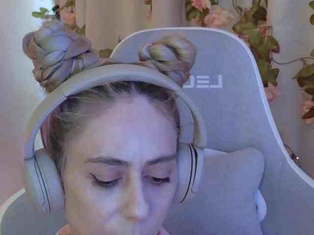 ballerina_capuchina webcam