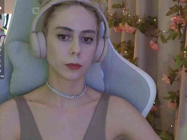 ballerina_capuchina webcam