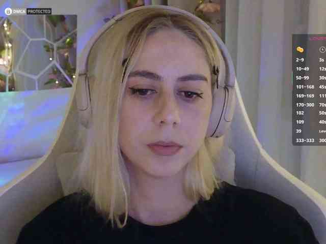 ballerina_capuchina webcam