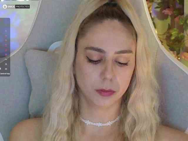 -Light-Fury- Live Webcam on BongaCams
