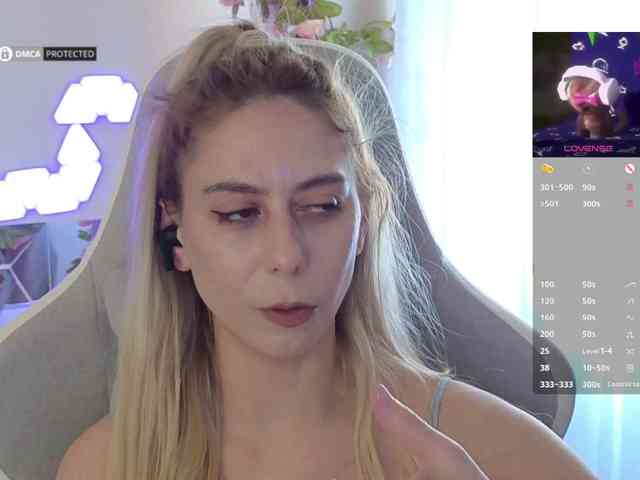 Danil__Kolbasenko webcam