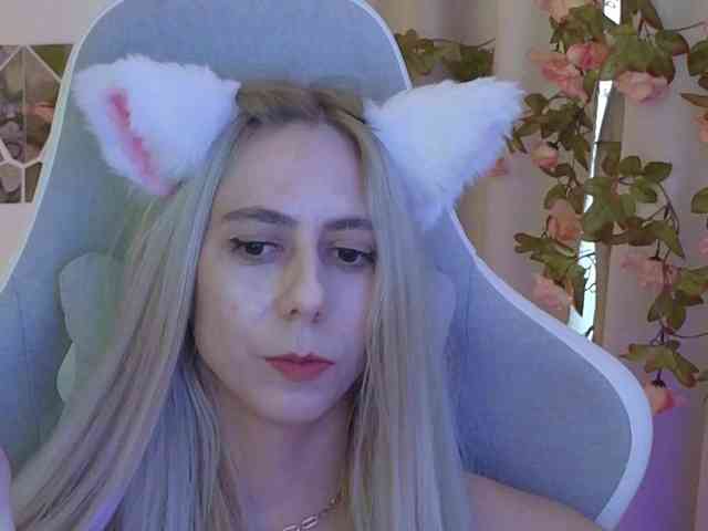 ballerina_capuchina webcam