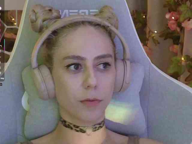 ballerina_capuchina webcam