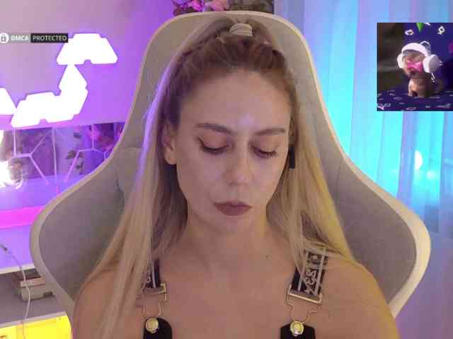 Danil__Kolbasenko webcam