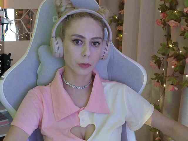 ballerina_capuchina webcam