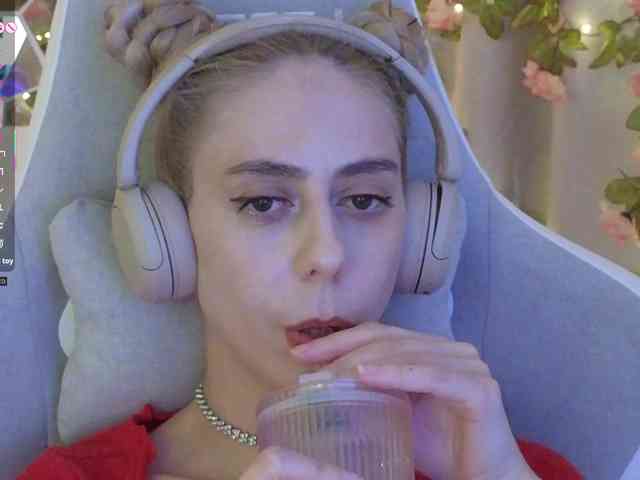 ballerina_capuchina webcam