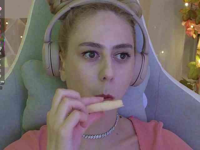 ballerina_capuchina webcam