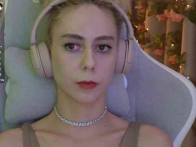 ballerina_capuchina webcam
