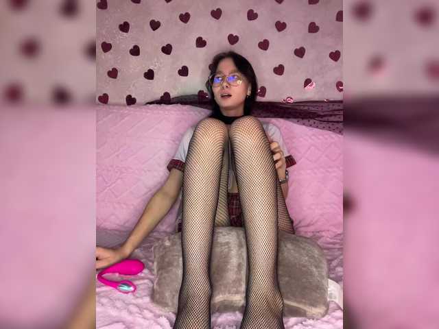 JennyDooley's BongaCams show and profile