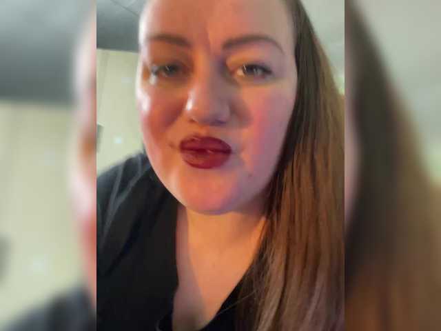 SweetyLiza's BongaCams show and profile