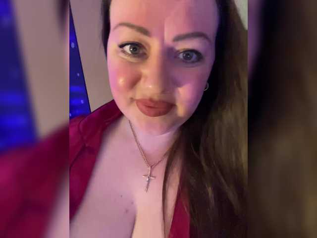 SweetyLiza's BongaCams show and profile