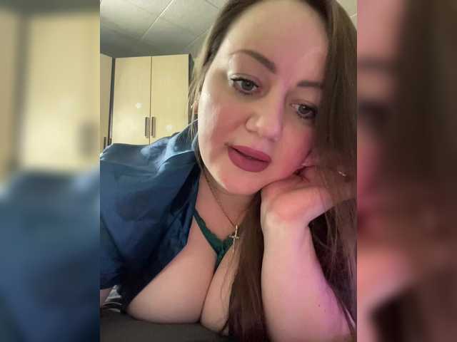 SweetyLiza's BongaCams show and profile