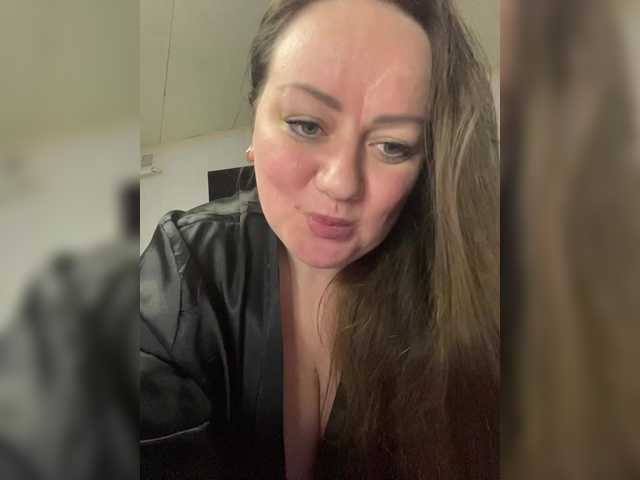 SweetyLiza's BongaCams show and profile