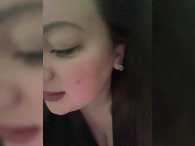 SweetyLiza's BongaCams show and profile